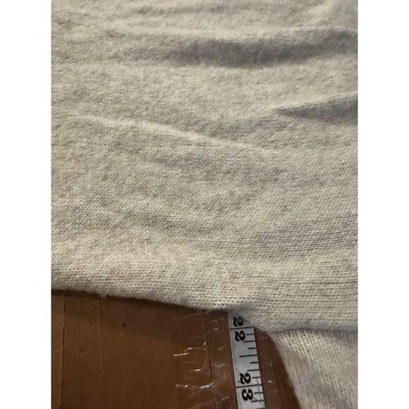 ASTR The Label Wrap Deep V Sweater Women Sz S Oatmeal Wool Preppy Luxe Old Money - Picture 5 of 5